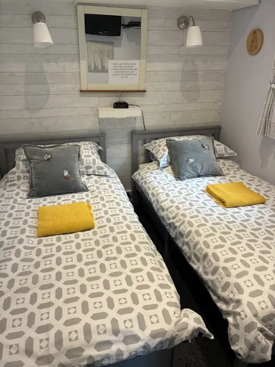 Twin Bedroom